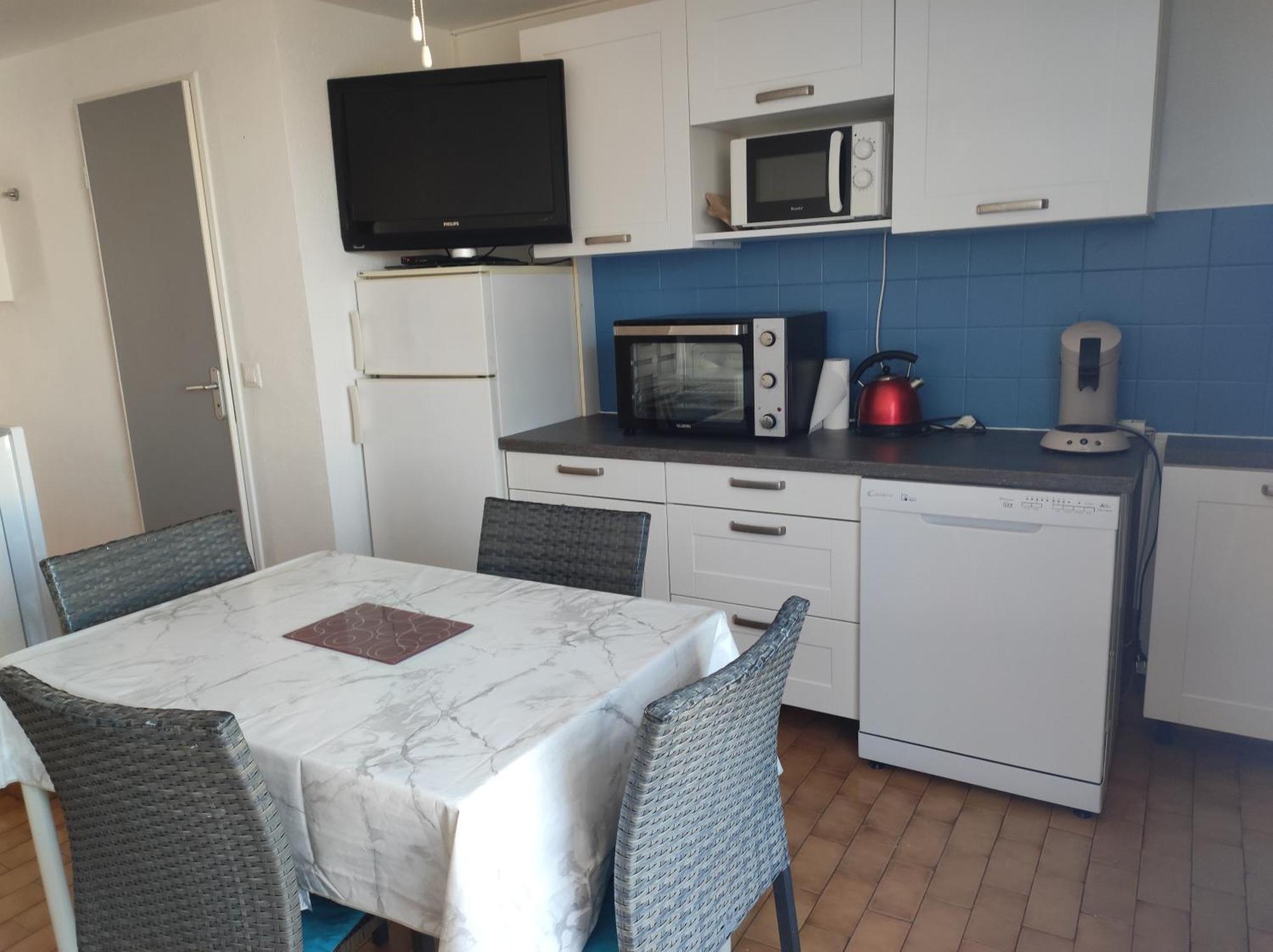 Appartement T2 Avec Piscine, Proche De La Plage Et Du Port Груисан Екстериор снимка