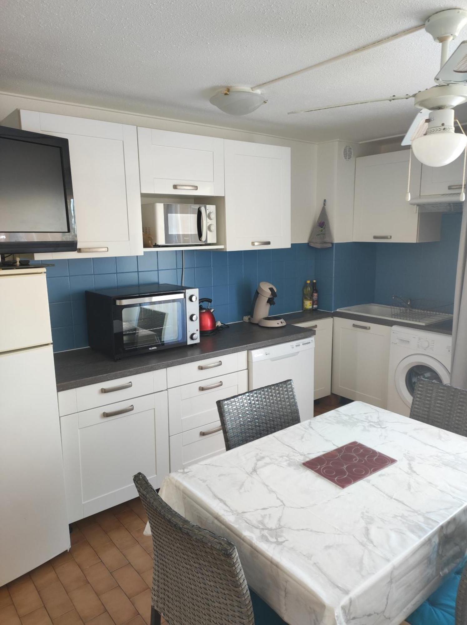 Appartement T2 Avec Piscine, Proche De La Plage Et Du Port Груисан Екстериор снимка